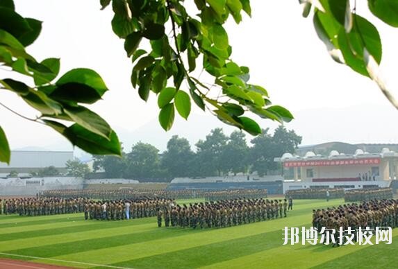 重慶農(nóng)業(yè)學(xué)校2020年報名條件、招生要求、招生對象