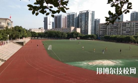 重慶渝北職業(yè)教育中心2020年報(bào)名條件、招生要求、招生對(duì)象