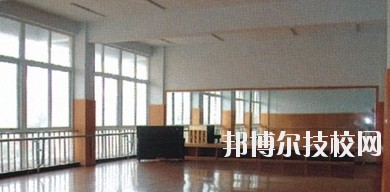 四川現(xiàn)代藝術學校2020年報名條件、招生要求、招生對象