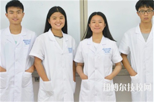 成都成醫(yī)一附院護(hù)士學(xué)校2020年報(bào)名條件、招生要求、招生對(duì)象
