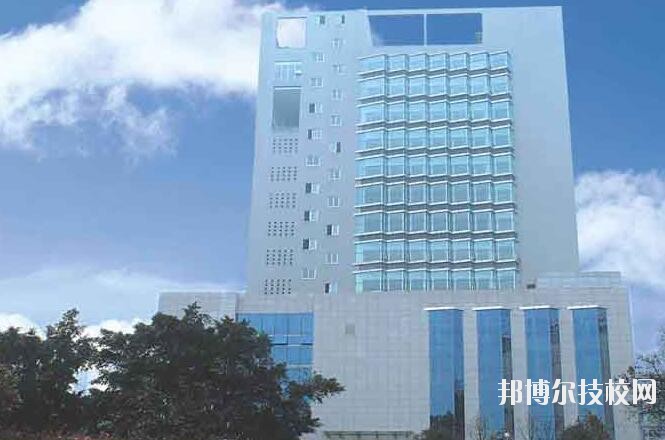 重慶五一高級技工學(xué)校2020年學(xué)費(fèi)、收費(fèi)多少
