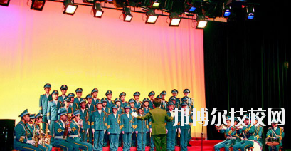 平?jīng)隼砉ぶ械葘I(yè)學(xué)校2020年報(bào)名條件、招生要求、招生對(duì)象