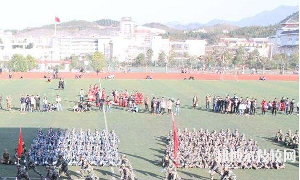 平塘中等職業(yè)學校2020年報名條件、招生要求、招生對象