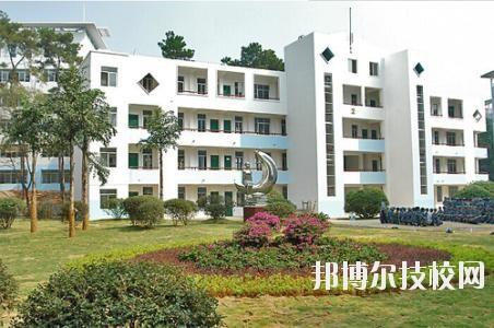  上高職業(yè)技術(shù)學(xué)校怎么樣、好不好