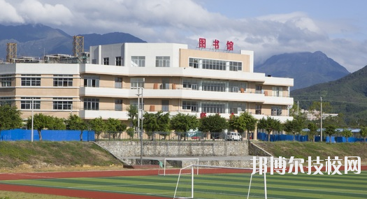 南寧海豐職業(yè)技術(shù)學(xué)校2020年報名條件、招生要求、招生對象 
