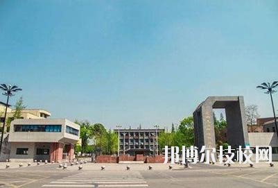四川現(xiàn)代科技職業(yè)學校2020年報名條件、招生要求、招生對象