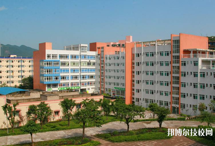 重慶工業(yè)技師學(xué)院怎么樣、好不好