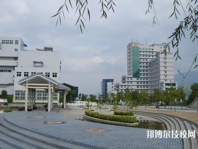 廣安市鄰水金科職業(yè)技術(shù)學(xué)校2020年招生辦聯(lián)系電話(huà)
