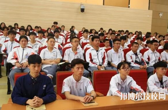 新昌技師學(xué)院2020年報(bào)名條件、招生要求、招生對象