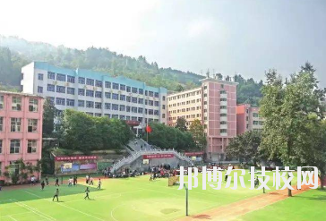 重慶武隆區(qū)職業(yè)教育中心怎么樣、好不好