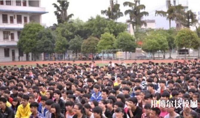 荔波職業(yè)高級(jí)中學(xué)2020年報(bào)名條件、招生要求、招生對(duì)象