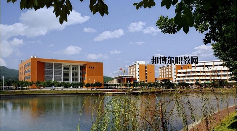 仙桃新亞電腦中等職業(yè)學(xué)校2020年報(bào)名條件、招生要求、招生對象