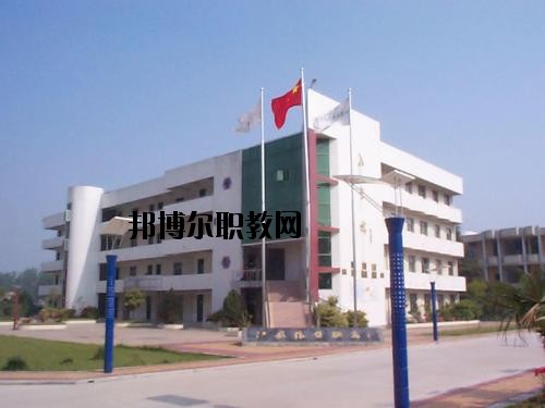 昭陽(yáng)區(qū)高級(jí)職業(yè)中學(xué)怎么樣、好不好