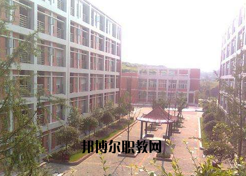 樂(lè)清虹橋職業(yè)技術(shù)學(xué)校怎么樣，好不好