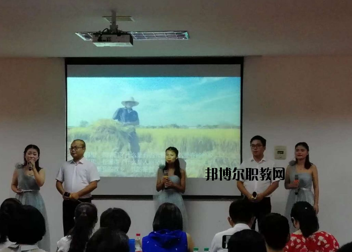 廣豐區(qū)信息技術(shù)學(xué)校怎么樣、好不好