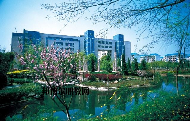 通山職教中心2020年報(bào)名條件、招生要求、招生對(duì)象
