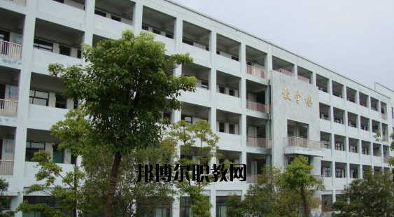 寧波興港職業(yè)高級中學(xué)2020年報名條件、招生要求、招生對象