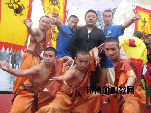 樂山大佛文武學(xué)校2020年報名條件、招生要求、招生對象