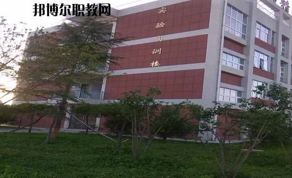 藍(lán)田職業(yè)教育中心2020年報(bào)名條件、招生要求、招生對(duì)象 