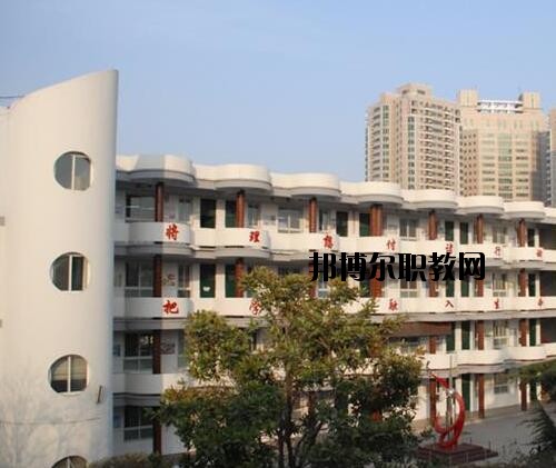 鄭州信息技術(shù)學(xué)校2021年報(bào)名條件、招生對象
