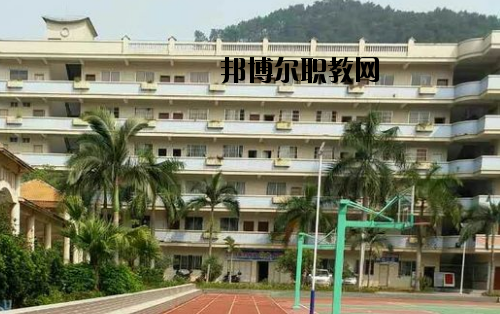 梧州西南中等專(zhuān)業(yè)學(xué)校怎么樣、好不好