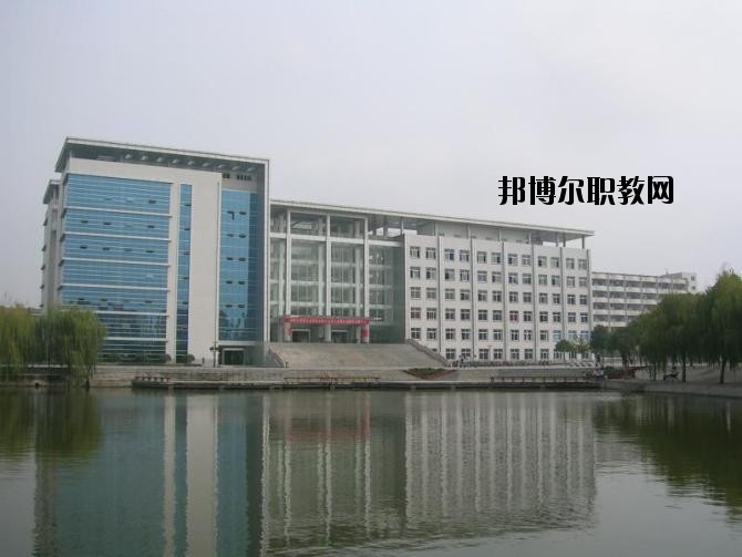 姚安縣職業(yè)高級中學(xué)2020年學(xué)費、收費多少