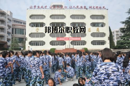 隆昌幼兒師范學(xué)校2020年報(bào)名條件、招生要求、招生對(duì)象