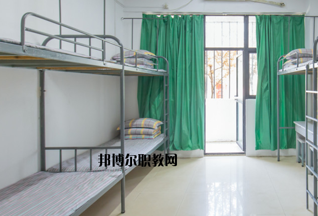 深圳博倫職業(yè)技術(shù)學校2020年宿舍條件