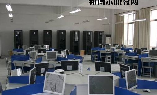 廣東南方技師學(xué)院2020年報名條件、招生要求、招生對象
