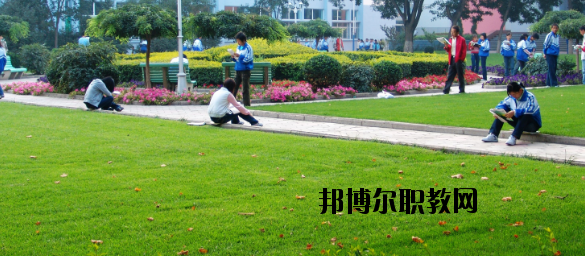 甘肅工業(yè)技師學(xué)院2020年報名條件、招生要求、招生對象