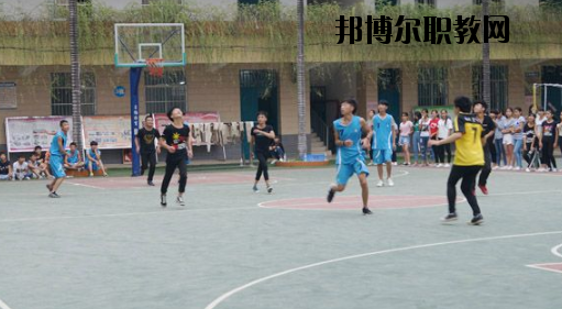 廣西動(dòng)力技工學(xué)校2020年報(bào)名條件、招生要求、招生對象 