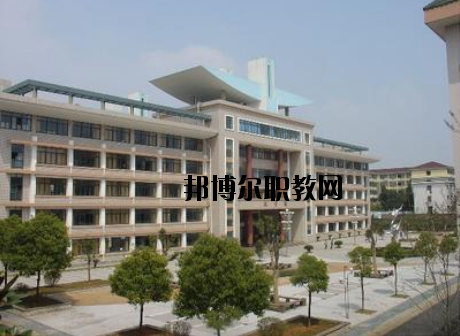 贛州服裝職業(yè)技術(shù)學(xué)校2020年報名條件、招生要求、招生對象