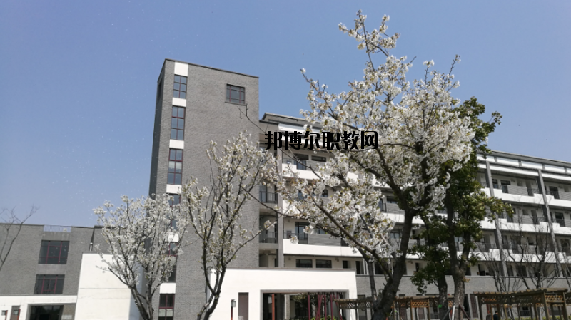 蘇州高等幼兒師范學(xué)校2020年報(bào)名條件、招生要求、招生對(duì)象