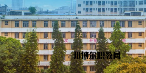 廣西玉林財(cái)經(jīng)學(xué)校怎么樣、好不好