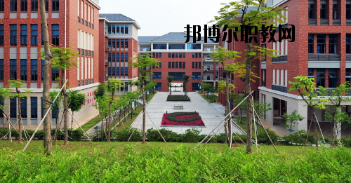 東莞輕工業(yè)學(xué)校2020年報(bào)名條件、招生要求、招生對(duì)象