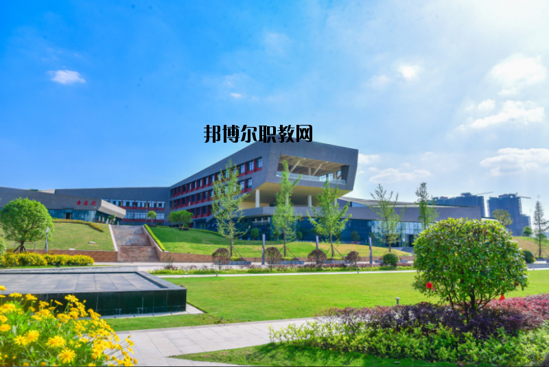 四川省經(jīng)濟管理學校2020年報名條件、招生要求、招生對象