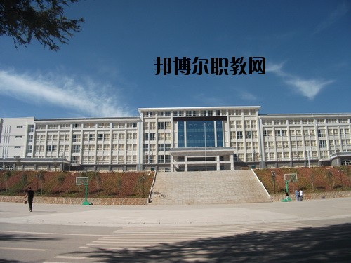 文山職業(yè)高級中學2020年報名條件、招生要求、招生對象