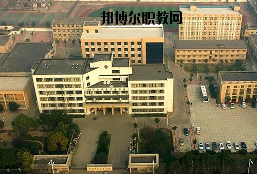 河南醫(yī)藥衛(wèi)生學校怎么樣、好不好