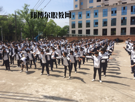 鷹潭工業(yè)中等專業(yè)學(xué)校2020年報(bào)名條件、招生要求、招生對象