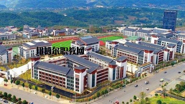 大方綜合職業(yè)技術(shù)學(xué)校2020年報名條件、招生要求、招生對象