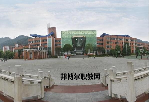 遵義體育運(yùn)動(dòng)學(xué)校2020年報(bào)名條件、招生要求、招生對象
