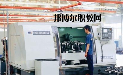 河南信陽航空服務學校2021年報名條件、招生要求、招生對象