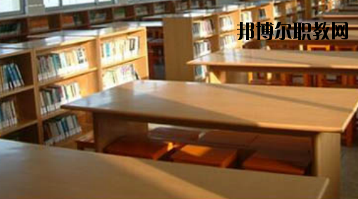 柳州工業(yè)職業(yè)技術(shù)學(xué)校2020年報(bào)名條件、招生要求、招生對(duì)象 