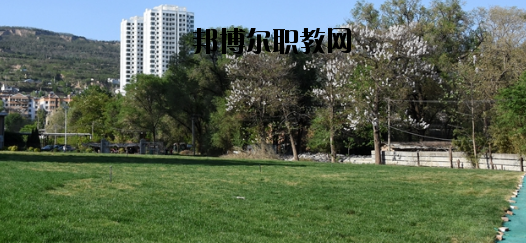 天水岷山技工學(xué)校2020年報(bào)名條件、招生要求、招生對象