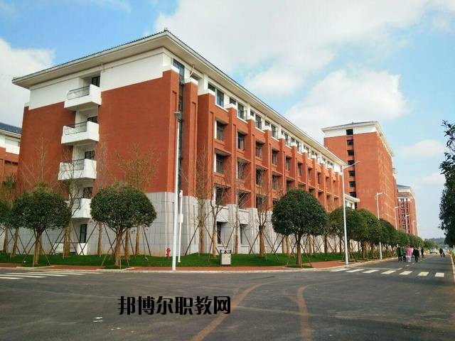 洪湖理工中等職業(yè)學(xué)校怎么樣、好不好