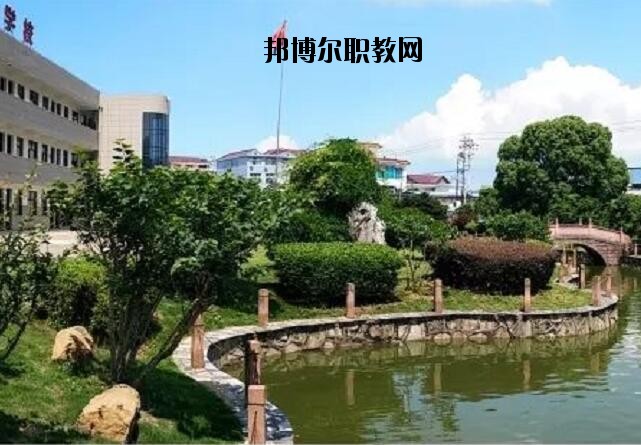 寧?？h雙林職業(yè)學(xué)校2020年招生辦聯(lián)系電話