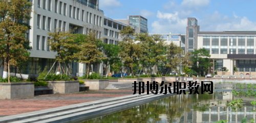 佛山高明區(qū)職業(yè)技術學校2020年報名條件、招生要求、招生對象