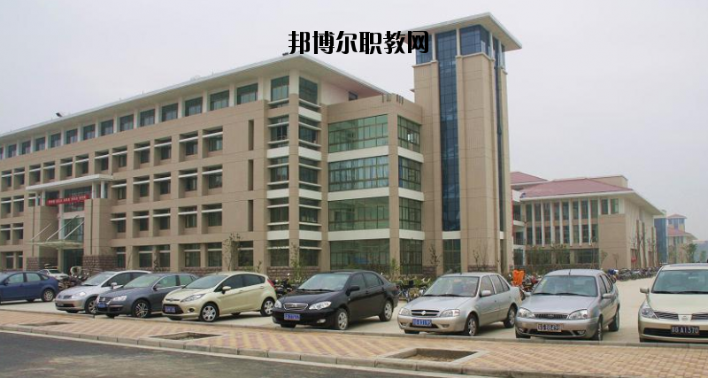 連云港師范高等?？茖W(xué)校2020年報名條件、招生要求、招生對象