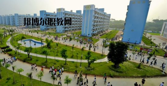 北部灣職業(yè)技術學校2020年報名條件、招生要求、招生對象