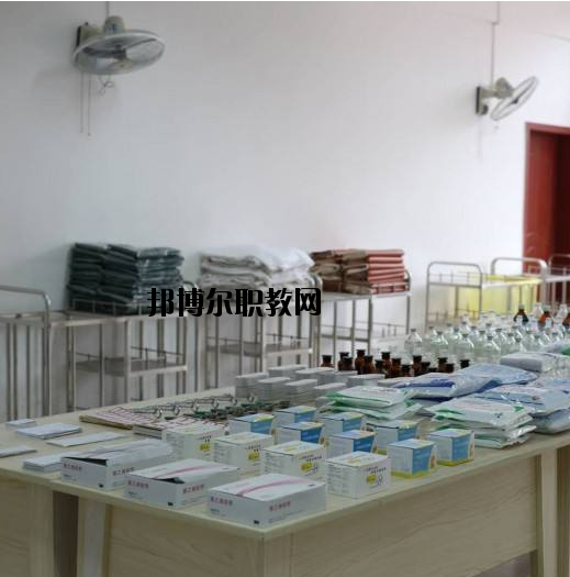 周口衛(wèi)生職業(yè)中等專業(yè)學(xué)校2021年報(bào)名條件、招生要求、招生對(duì)象